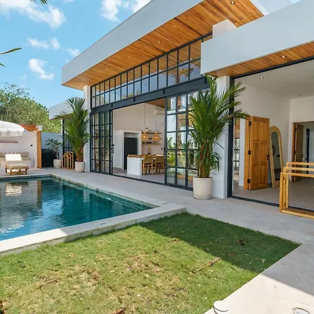 Villa Akra - Uluwatu By Yolla Hospitality